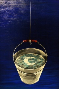 moonint-bucket